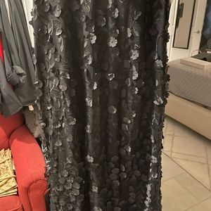 Size 14p - Black - full length dress